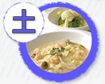 【土曜日】クリームコーンのスープスパゲッティー、ゆで野菜のサラダ