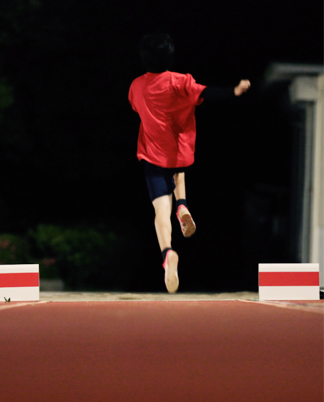 �A�X���[�g�A�h�o���X�������N���X�̗l�q