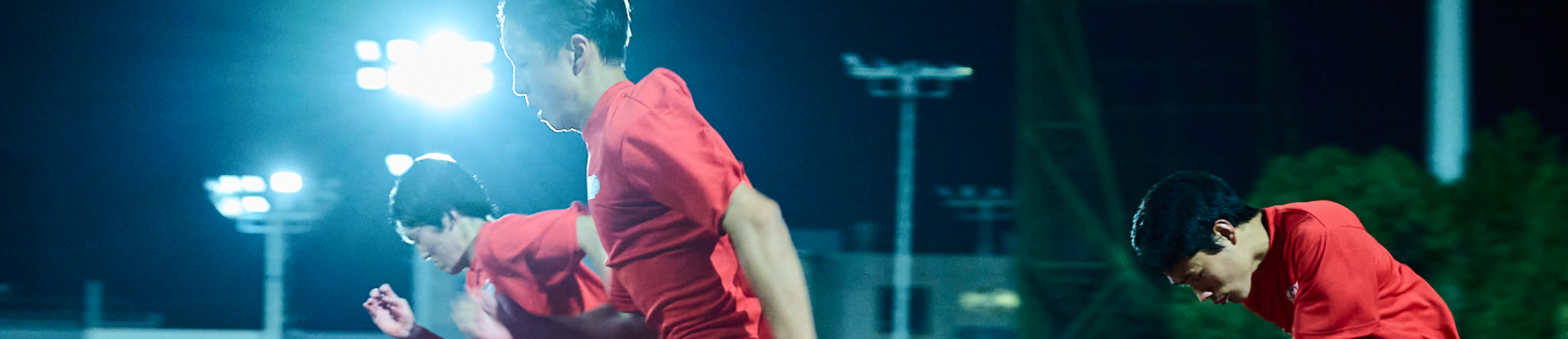 �A�X���[�g�A�h�o���X�Z�����N���X�̗l�q