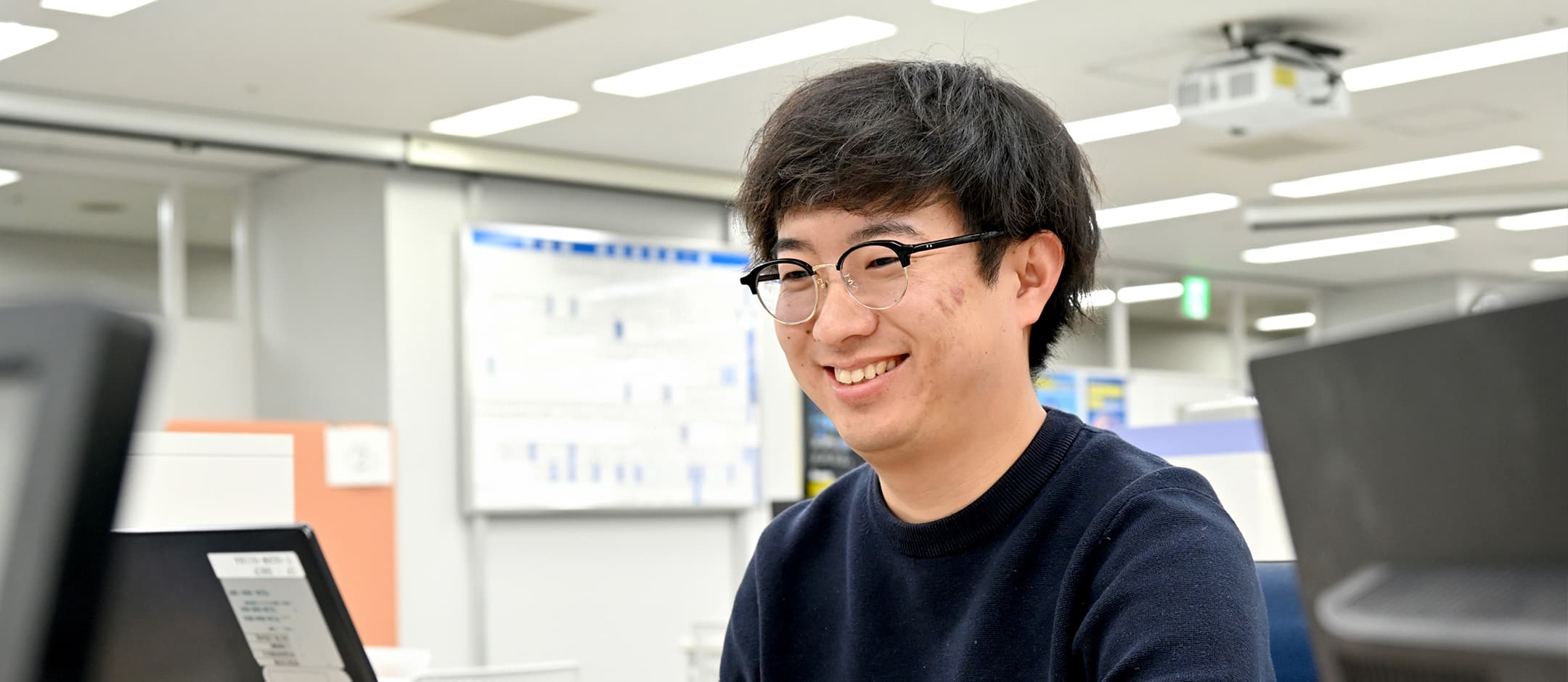 ���݂̒S���Ɩ�